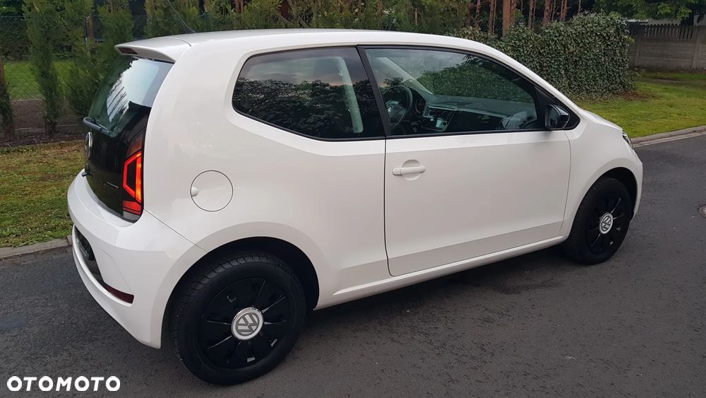 Volkswagen up! black style - 12