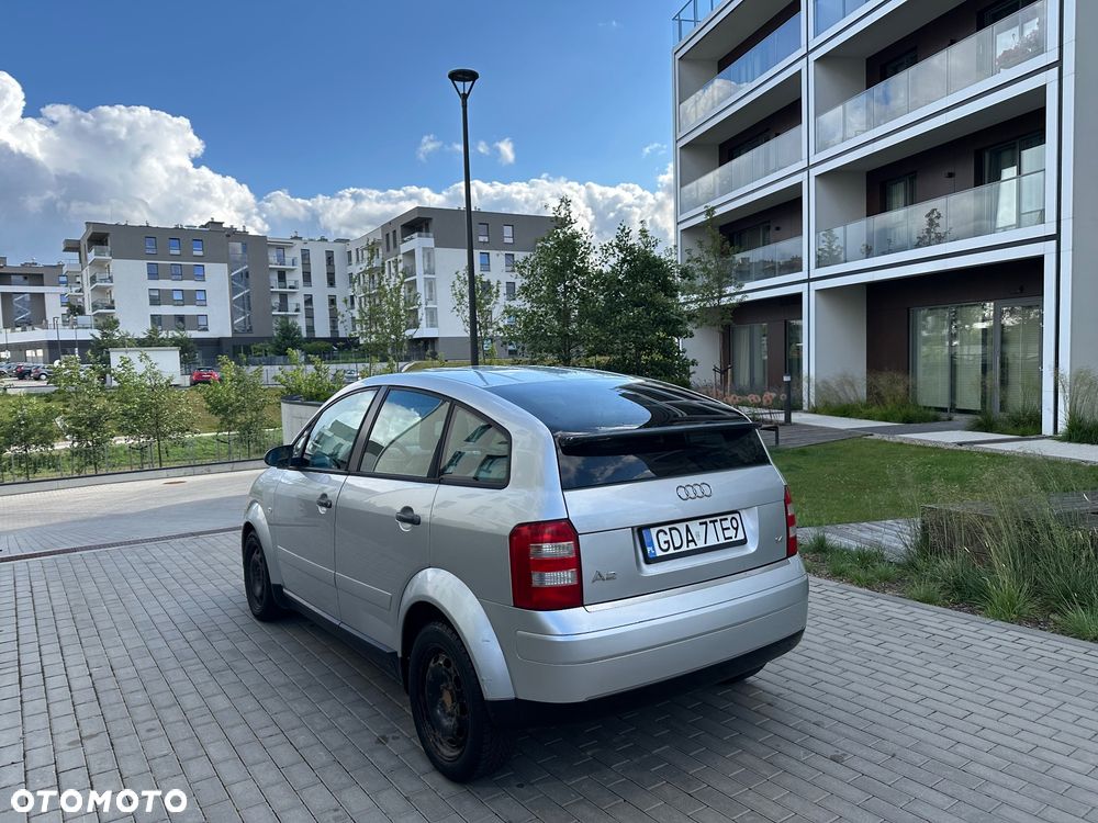 Audi A2 1.4 - 4