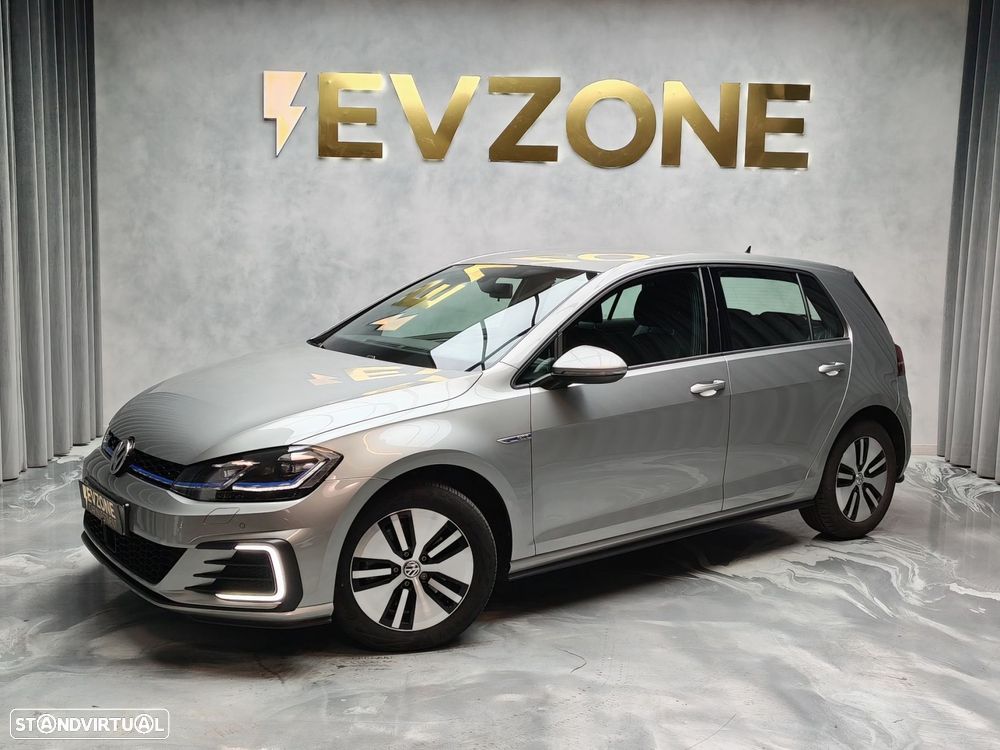 VW Golf 1.4 GTE Plug-In-Hybrid DSG - 4