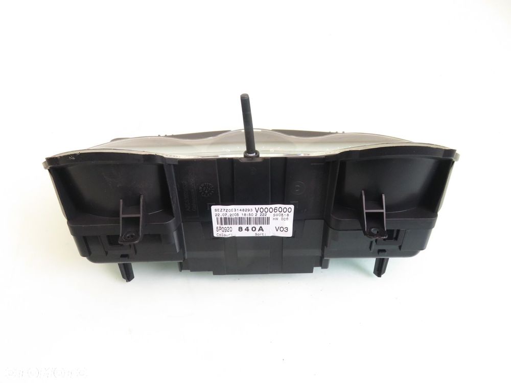 LICZNIK SEAT TOLEDO III 2.0 TDI 5P0920840A - 2