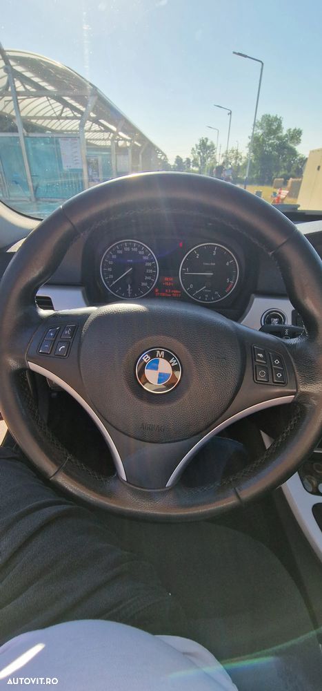 BMW Seria 3 318d - 9
