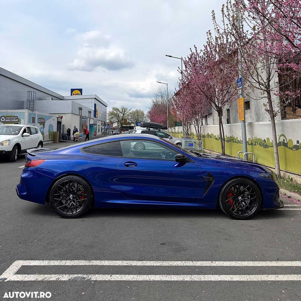 BMW M8 - 8