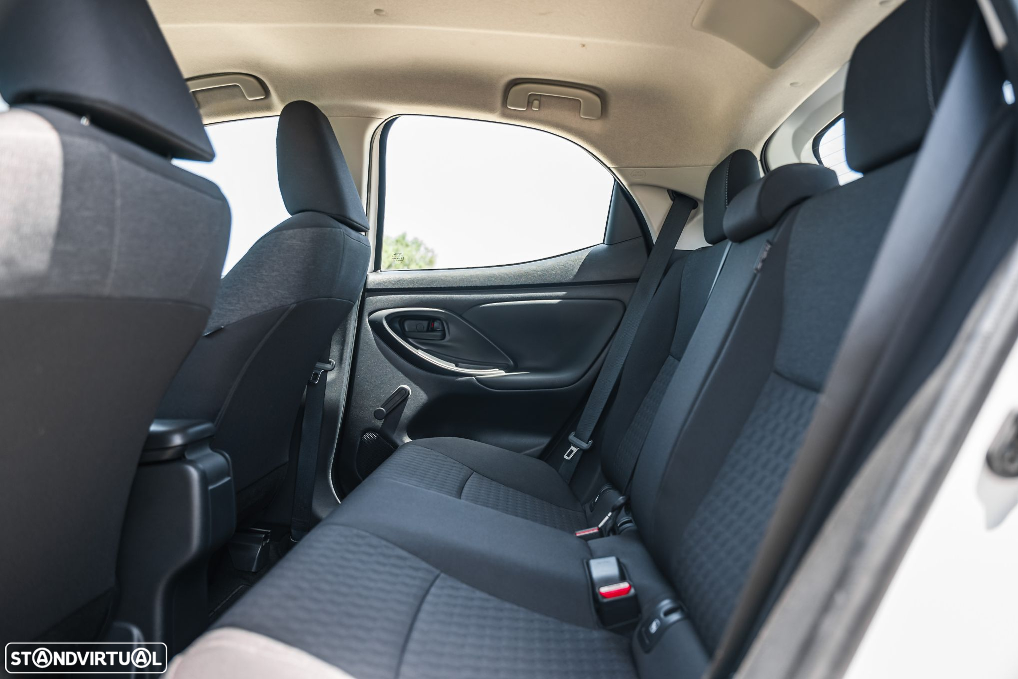 Toyota Yaris - 11