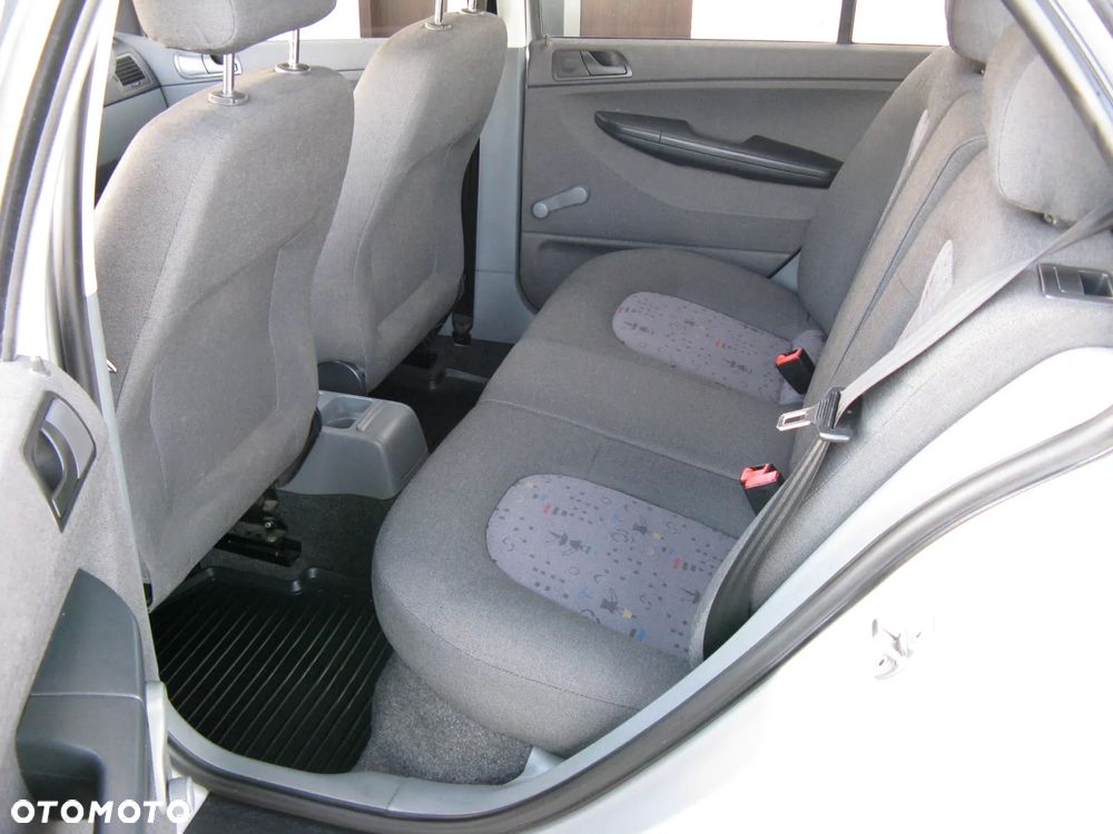 Skoda Fabia 1.2 12V Run - 10