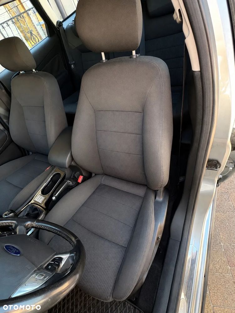Ford Mondeo 2.0 TDCi Titanium - 9