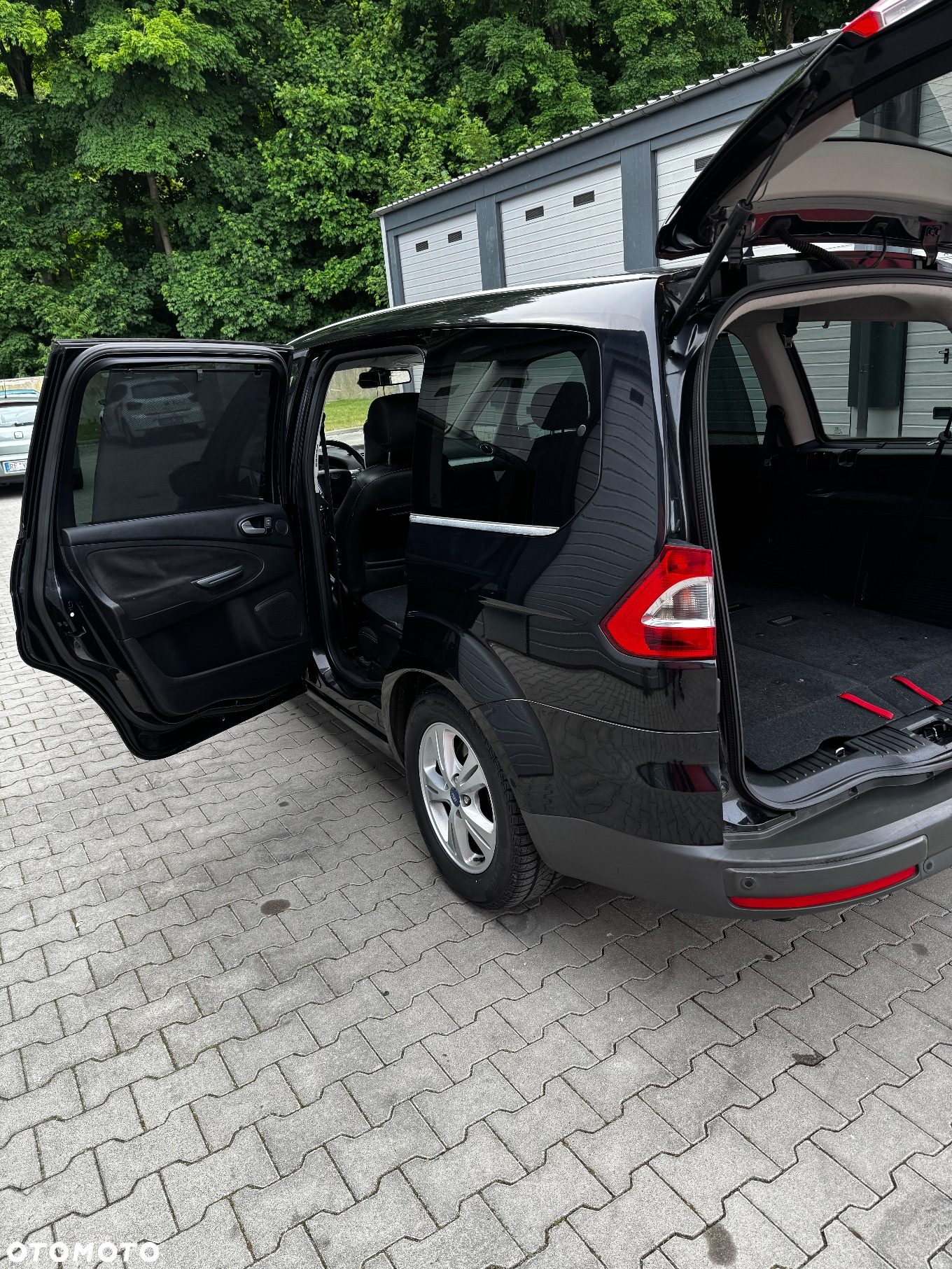 Ford Galaxy - 40