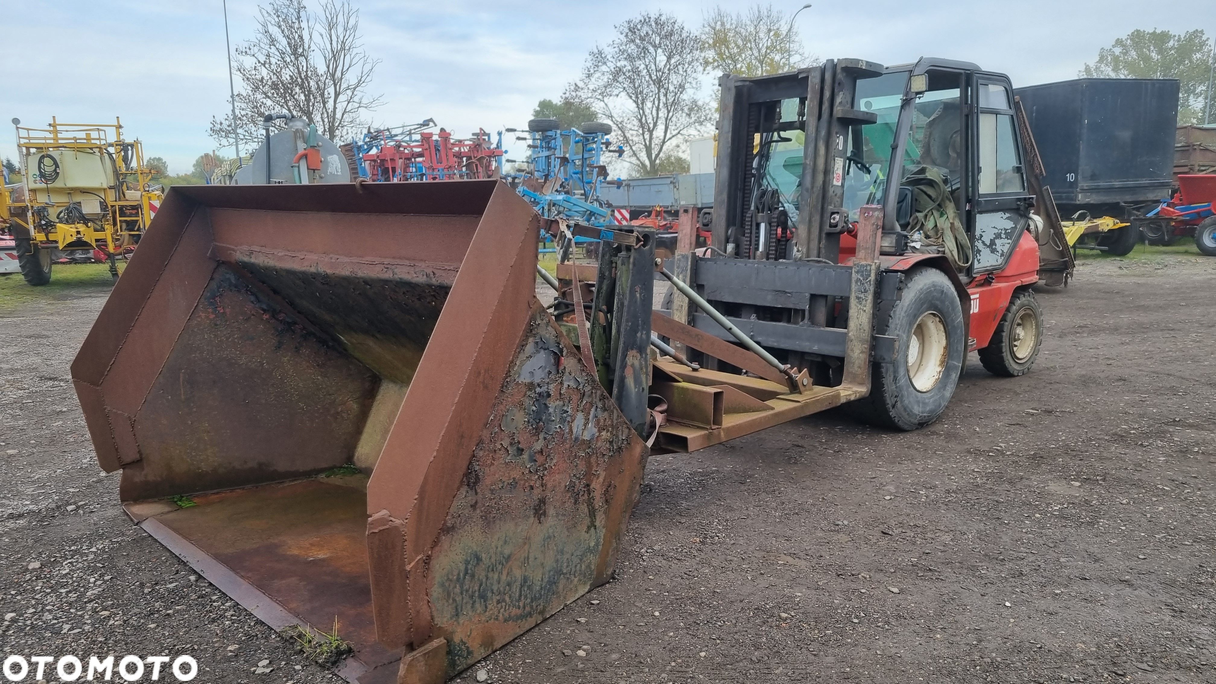 Inny Łyzka objetosciowa Na Widły Hydrauliczny Wywrot - 1