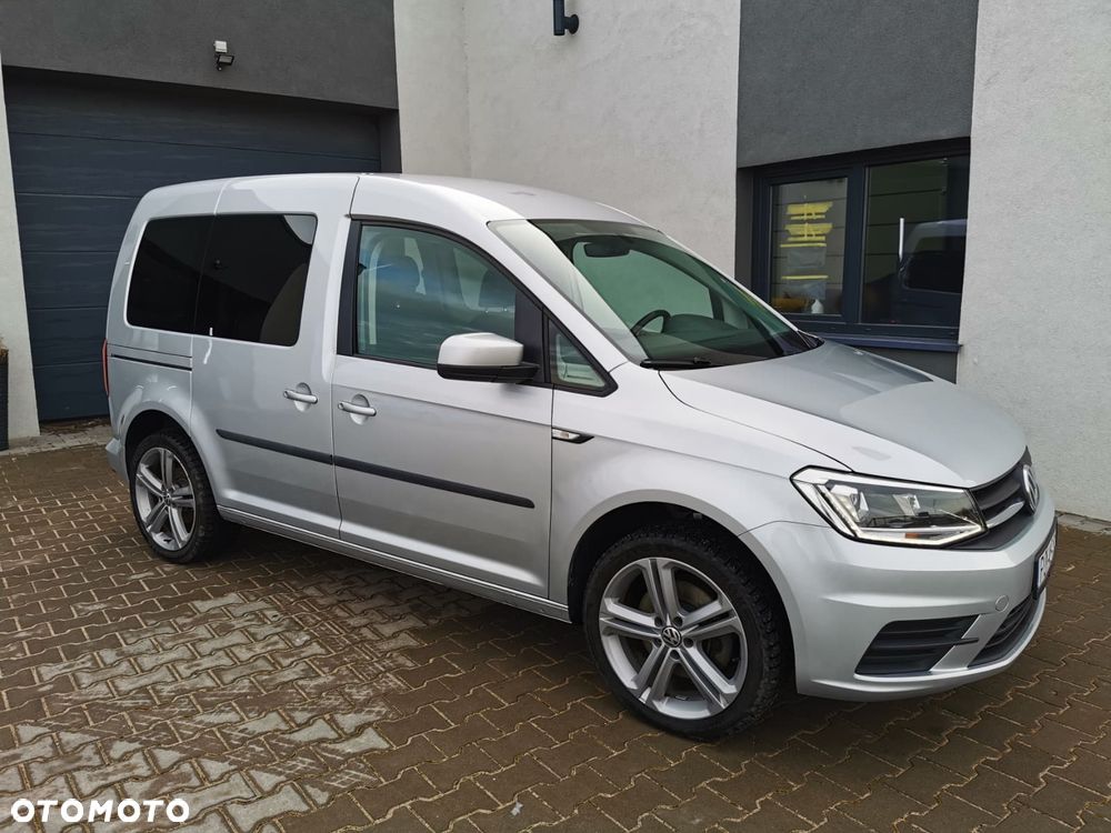 Volkswagen Caddy 2.0 TDI Comfortline DSG - 4