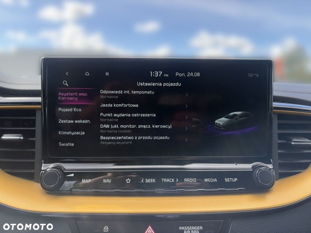 Kia XCeed - 33