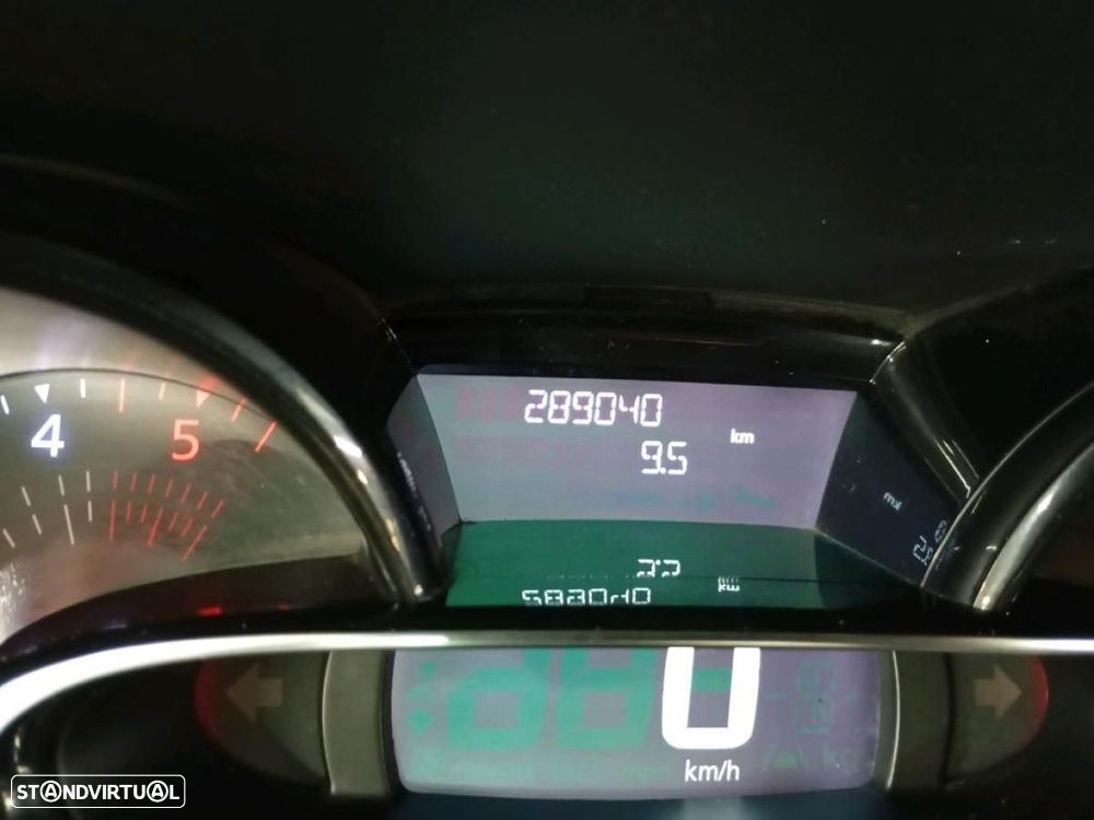 Renault Clio 1.5 dCi Zen - 4