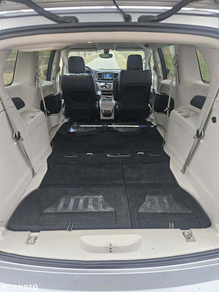 Chrysler Pacifica - 6