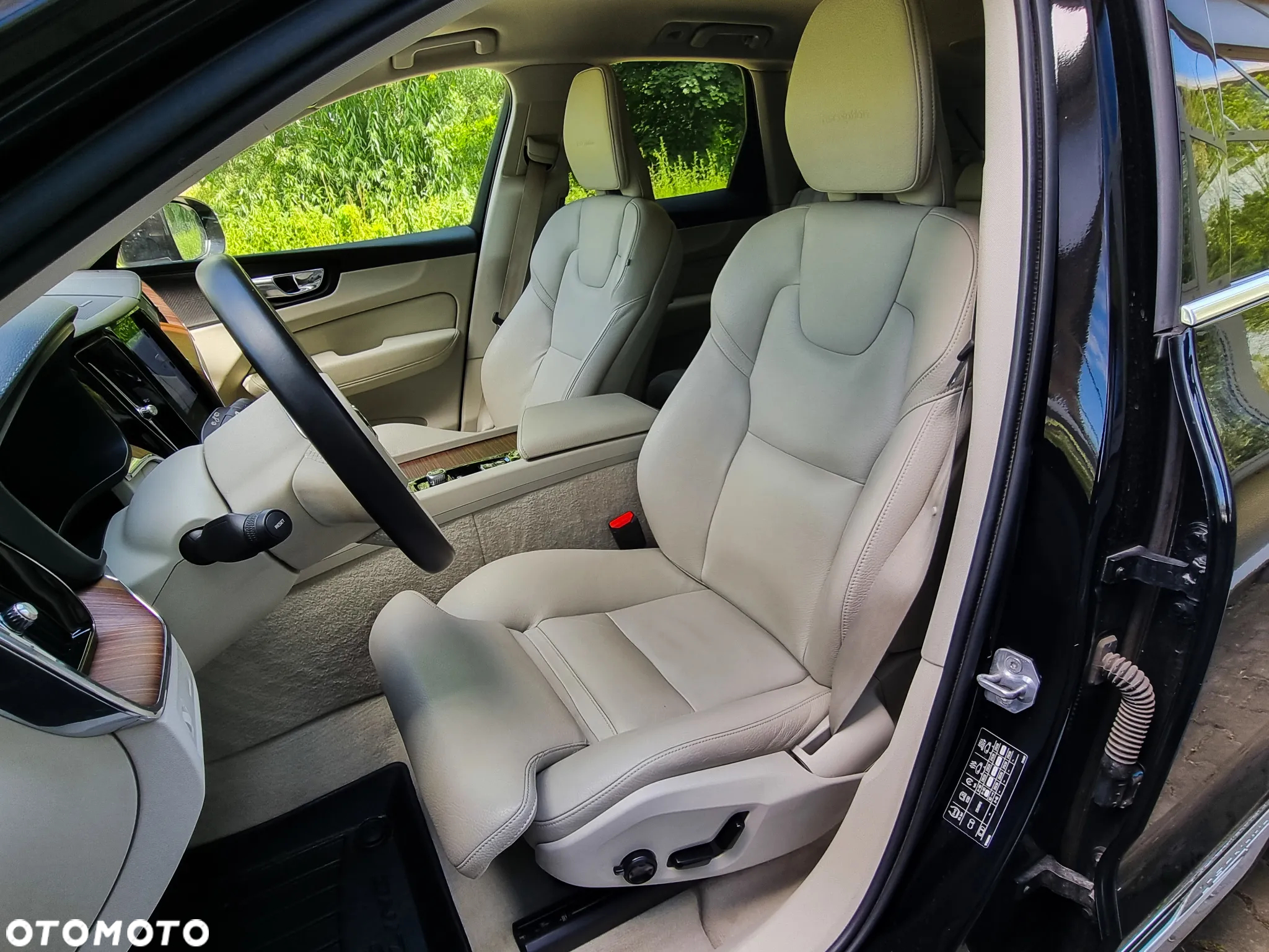 Volvo XC 60 D5 AWD Inscription - 7
