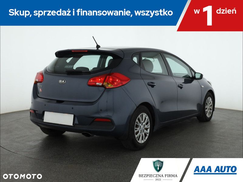 Kia Ceed - 6