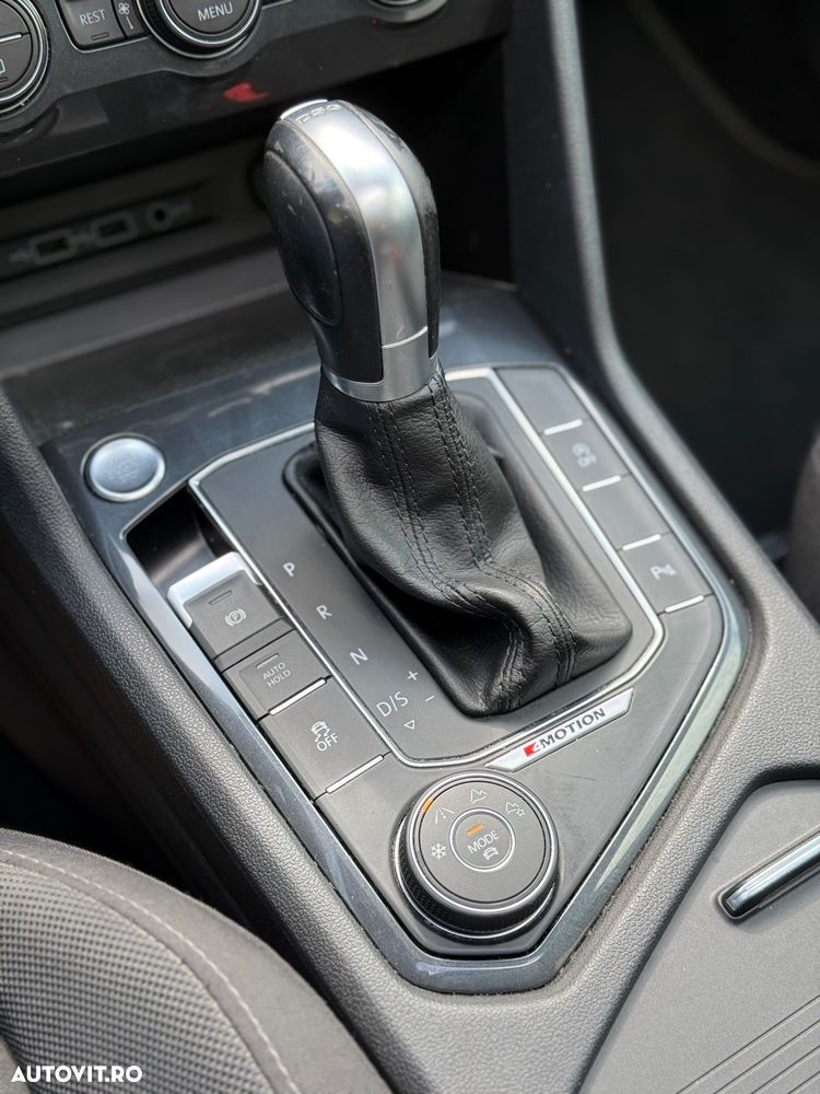 Volkswagen Tiguan 2.0 TDI SCR 4MOTION DSG Highline - 13