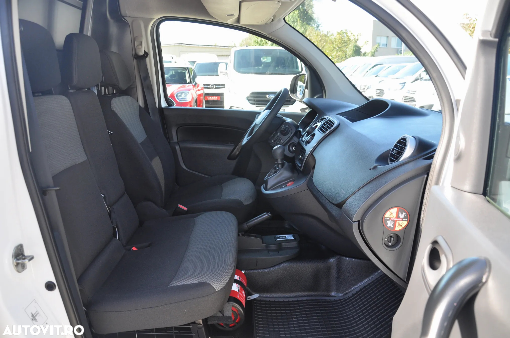 Renault Kangoo Furgon L2H1 - 12