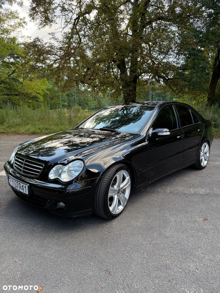 Mercedes-Benz Klasa C 180 Kompressor Elegance Sport Edition - 2