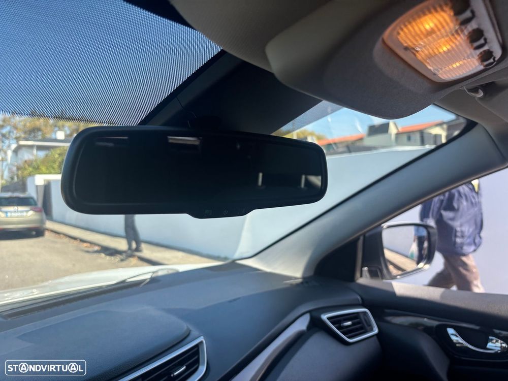 Nissan Qashqai 1.5 dCi N-Connecta - 22