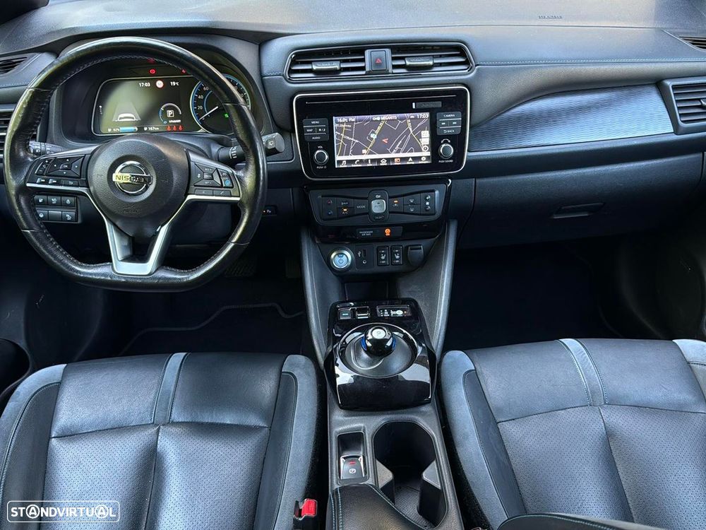 Nissan Leaf - 13