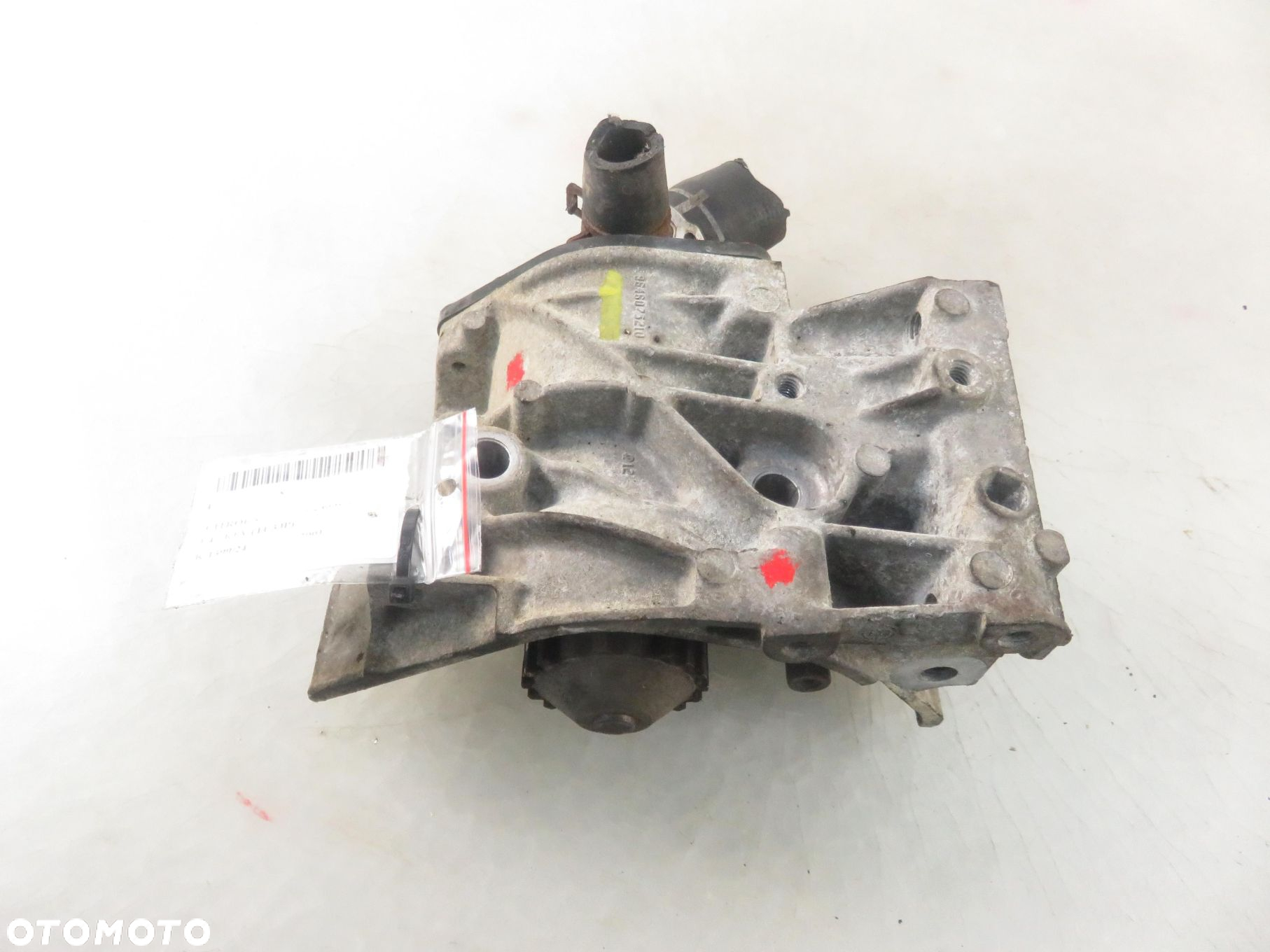 POMPA WODY CITROEN C2 (JM_) 1.4 - KFV (TU3JP) 9646075210 - 6