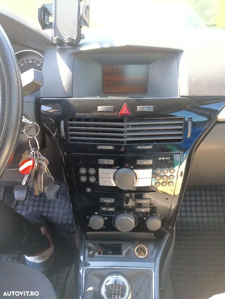 Opel Astra - 9