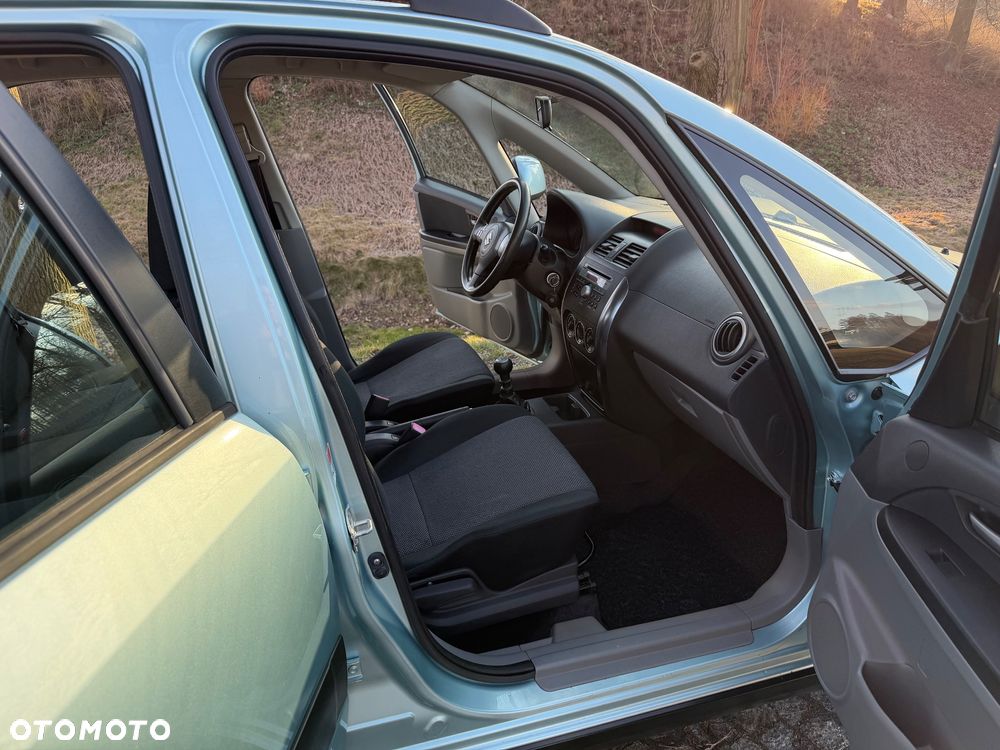 Suzuki SX4 1.9 DDiS DPF 4x4 Club - 22
