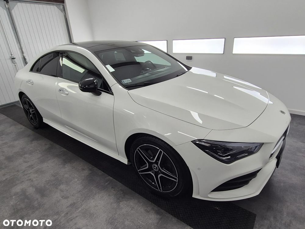 Mercedes-Benz CLA 200 AMG Line 7G-DCT - 1