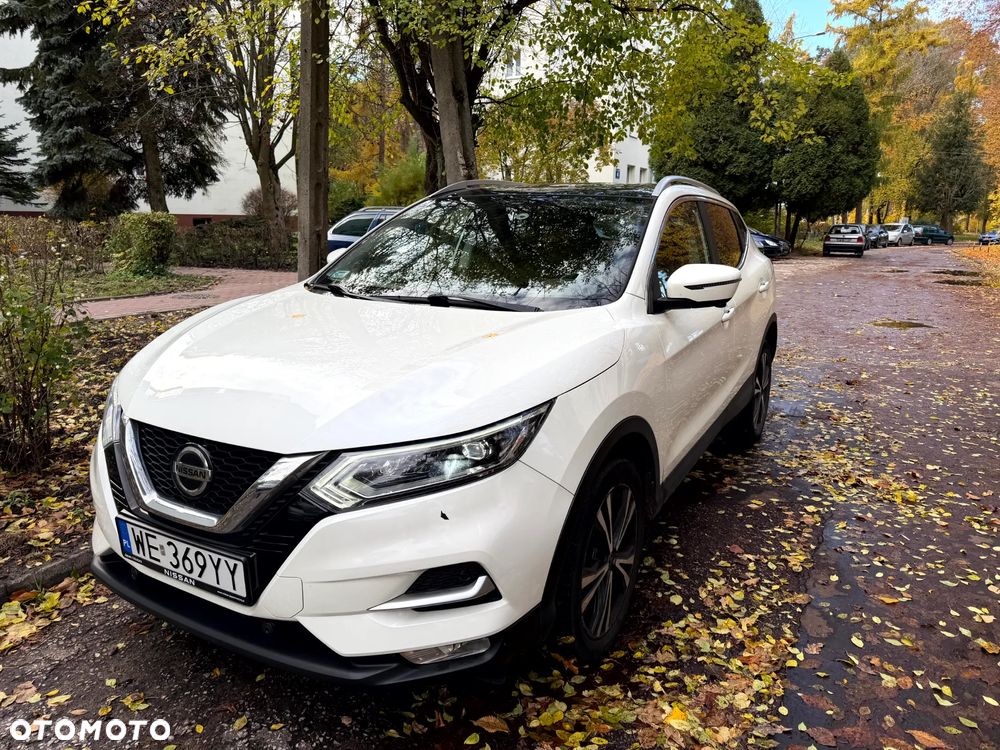 Nissan Qashqai 1.3 DIG-T N-Connecta DCT - 25