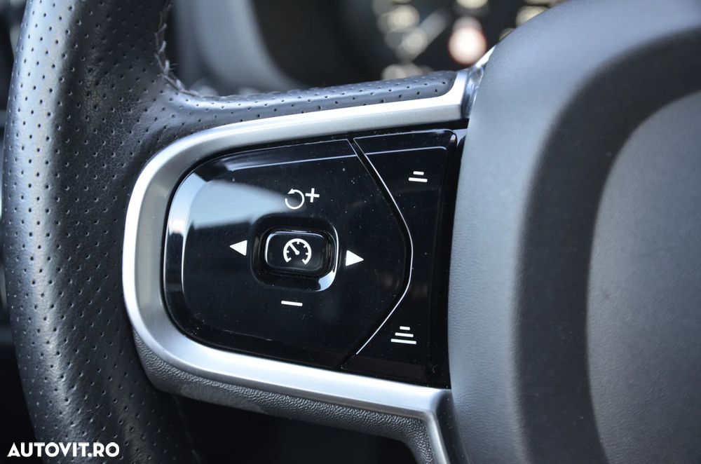 Volvo XC 60 - 28