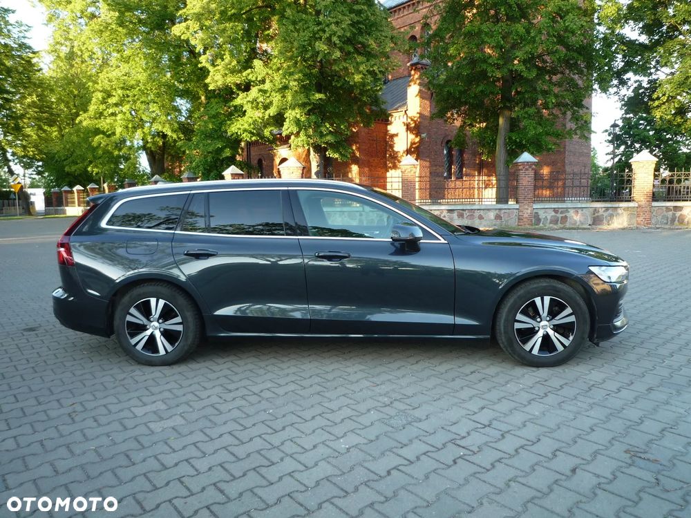 Volvo V60 D3 Drive-E Momentum - 5