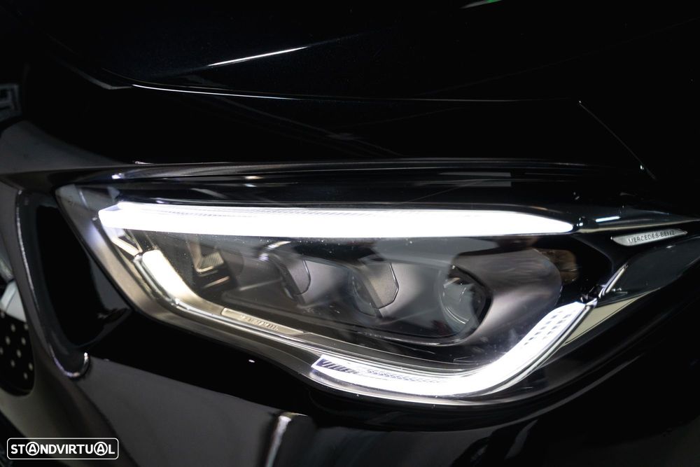 Mercedes-Benz GLA 250 e AMG Line - 4