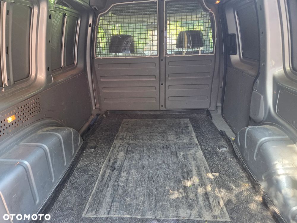 Volkswagen CADDY - 4