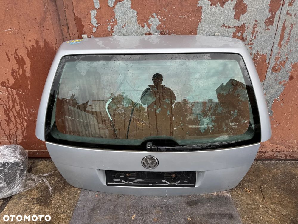 Klapa bagażnika Volkswagen Bora kolor LA7W OE - 1
