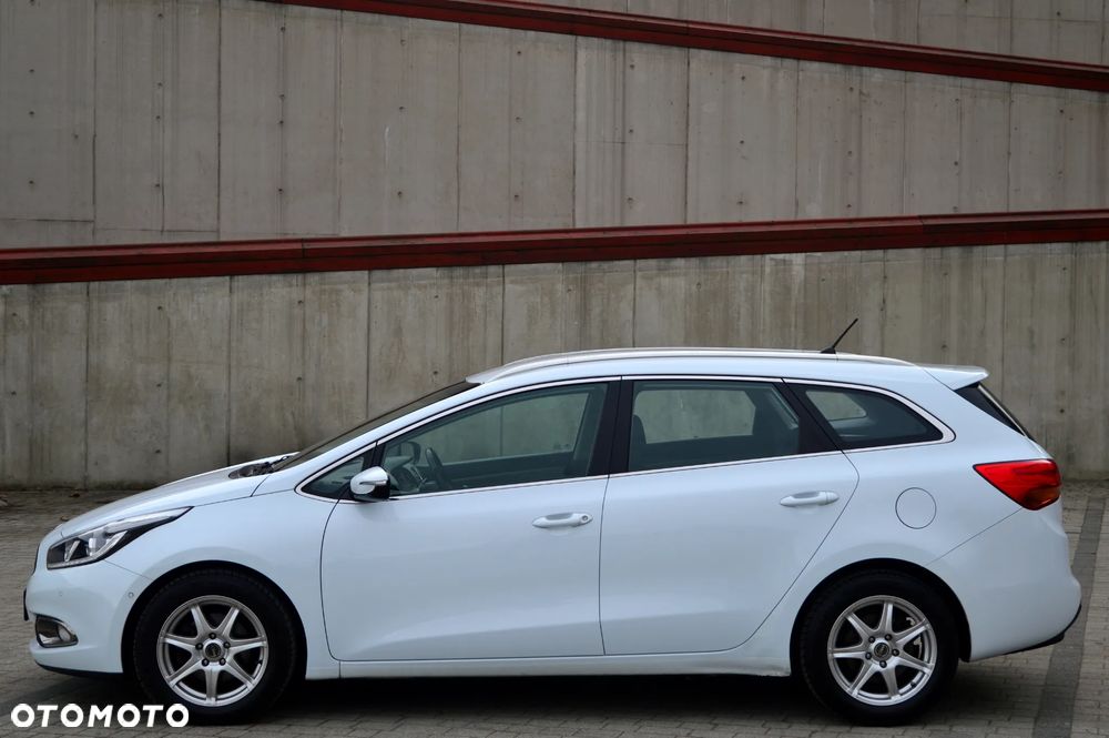 Kia Ceed - 7