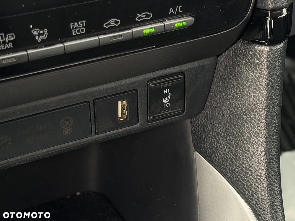 Toyota Yaris Hybrid 1.5 Comfort - 24