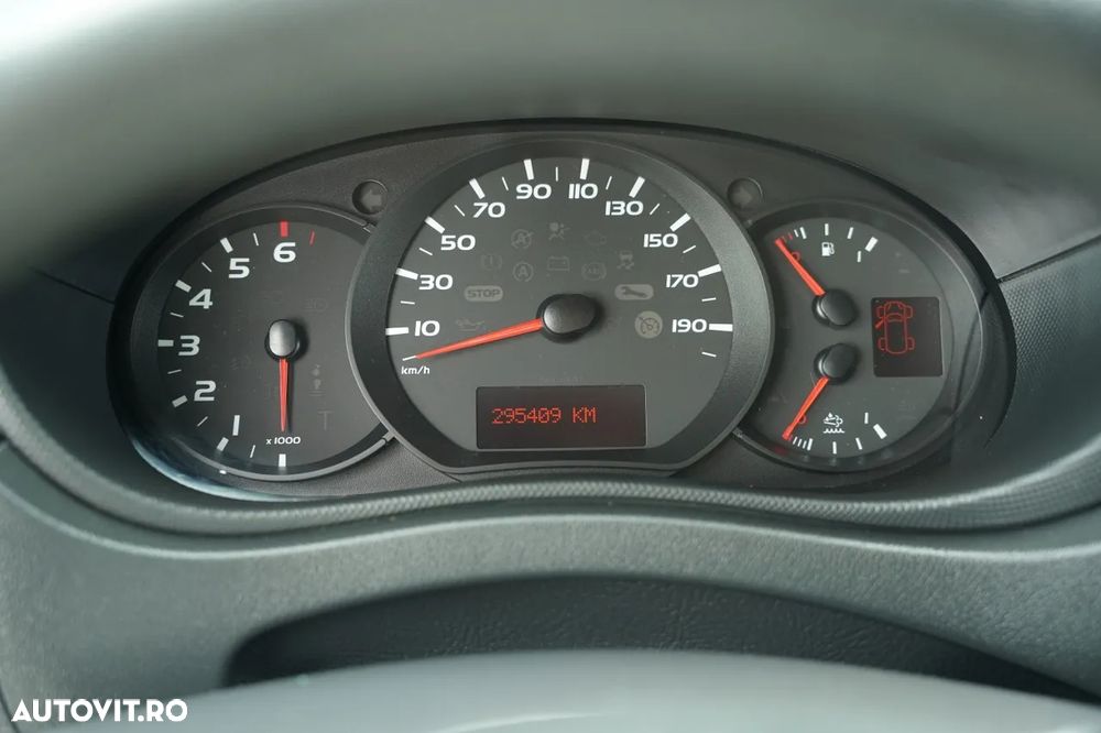 Renault MASTER dCi 170 / Autoutilitară frigorifică / Thermo King Spectrum V-500 MAX / Multitemperatură / Perete despărțitor / Import / - 39