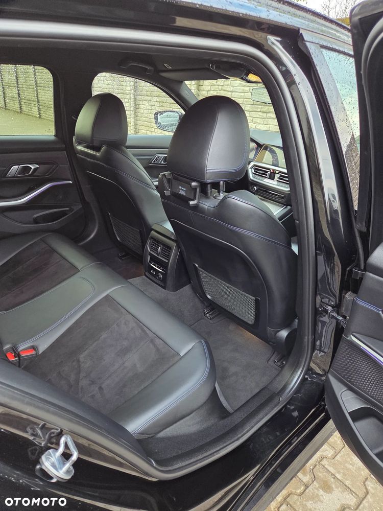 BMW Seria 3 320i GPF M Sport Shadow - 20