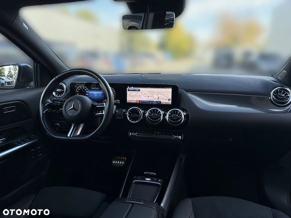 Mercedes-Benz GLA 250 e PHEV AMG Line 8G-DCT - 21