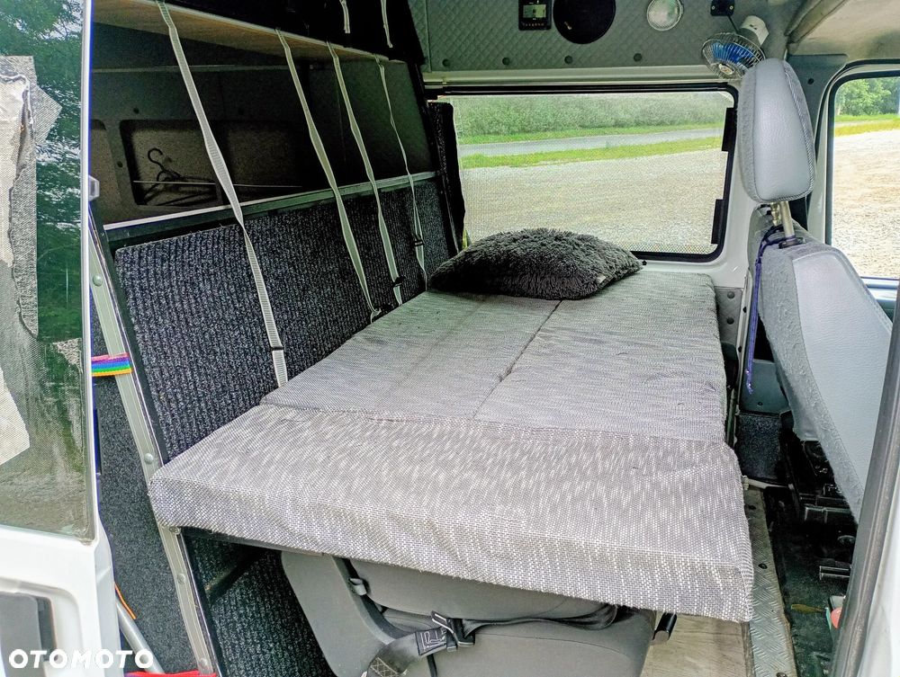 Ford Transit - 10