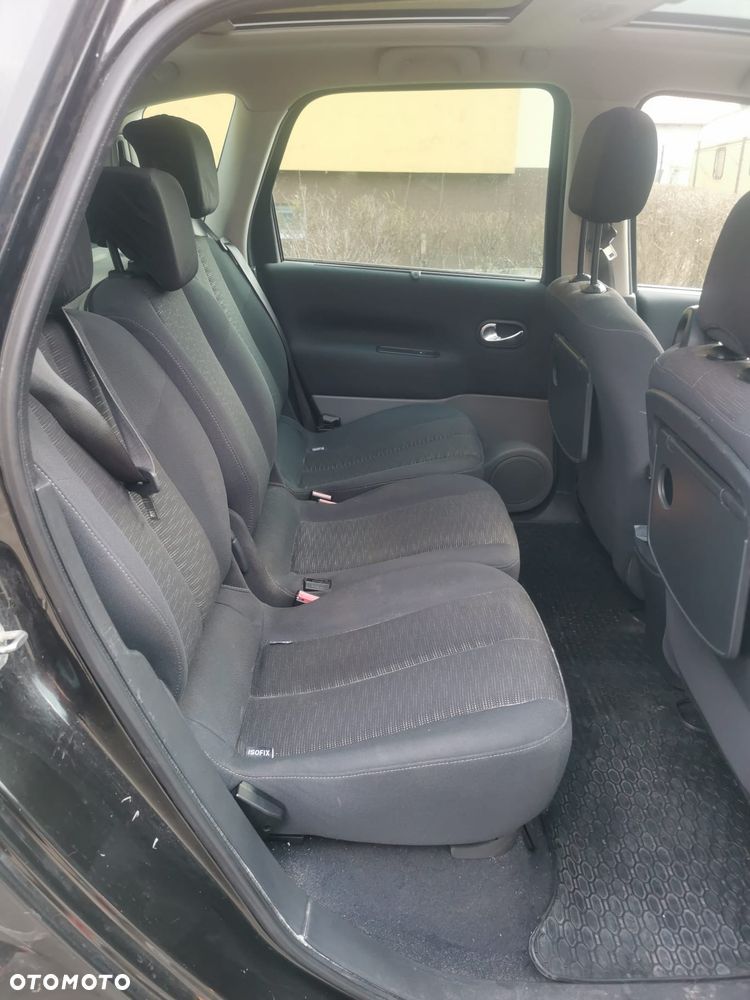 Renault Scenic 1.9 dCi FAP Avantage - 7