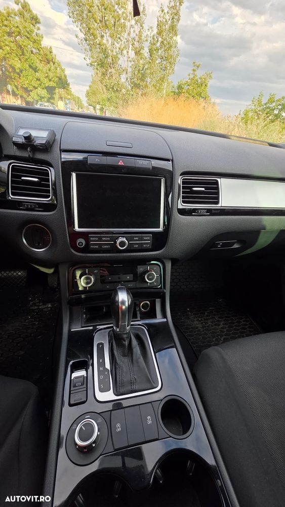 Volkswagen Touareg 3.0 V6 TDI BMT - 6