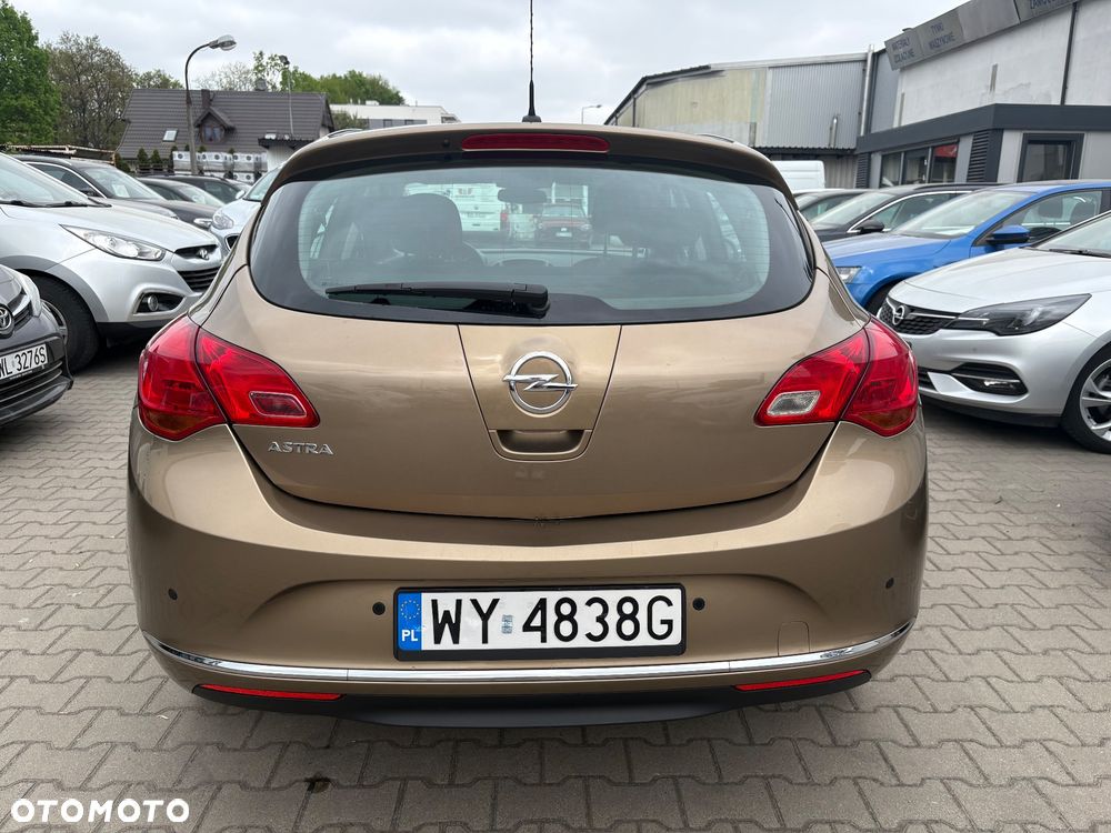 Opel Astra 1.6 Active - 8