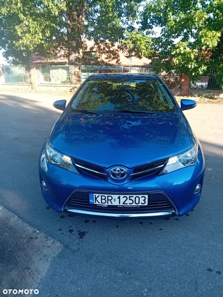 Toyota Auris 1.8 HSD Luna - 1