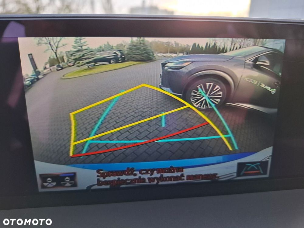 Lexus NX 300h Optimum AWD - 37