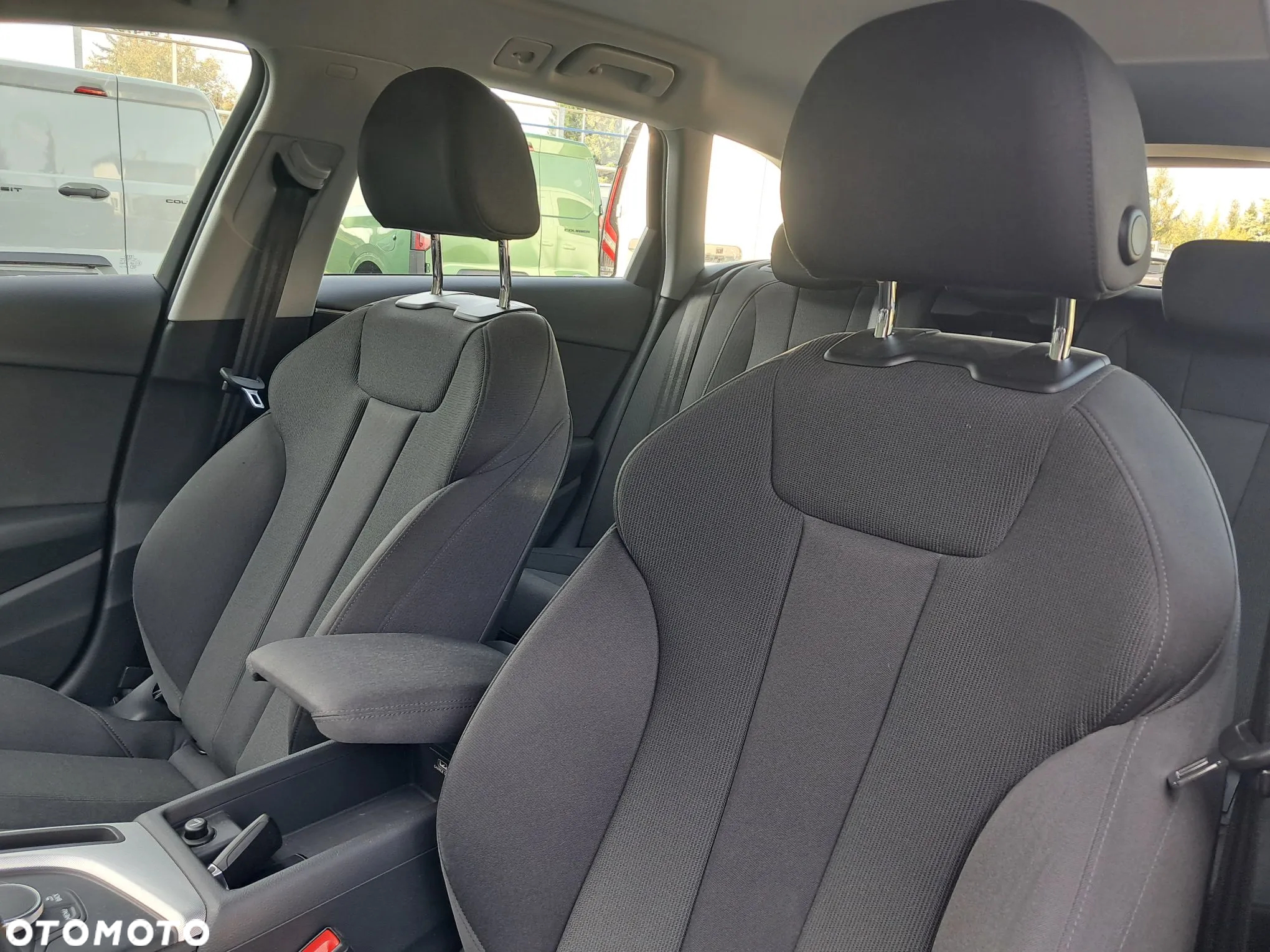 Audi A4 Avant 35 TFSI S line - 20
