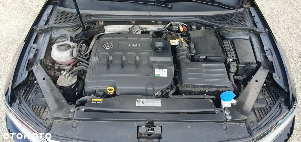 Volkswagen Passat 2.0 TDI SCR (BlueMotion Technology) DSG Highline - 14