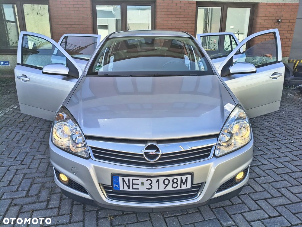 Opel Astra 1.6 Style - 9