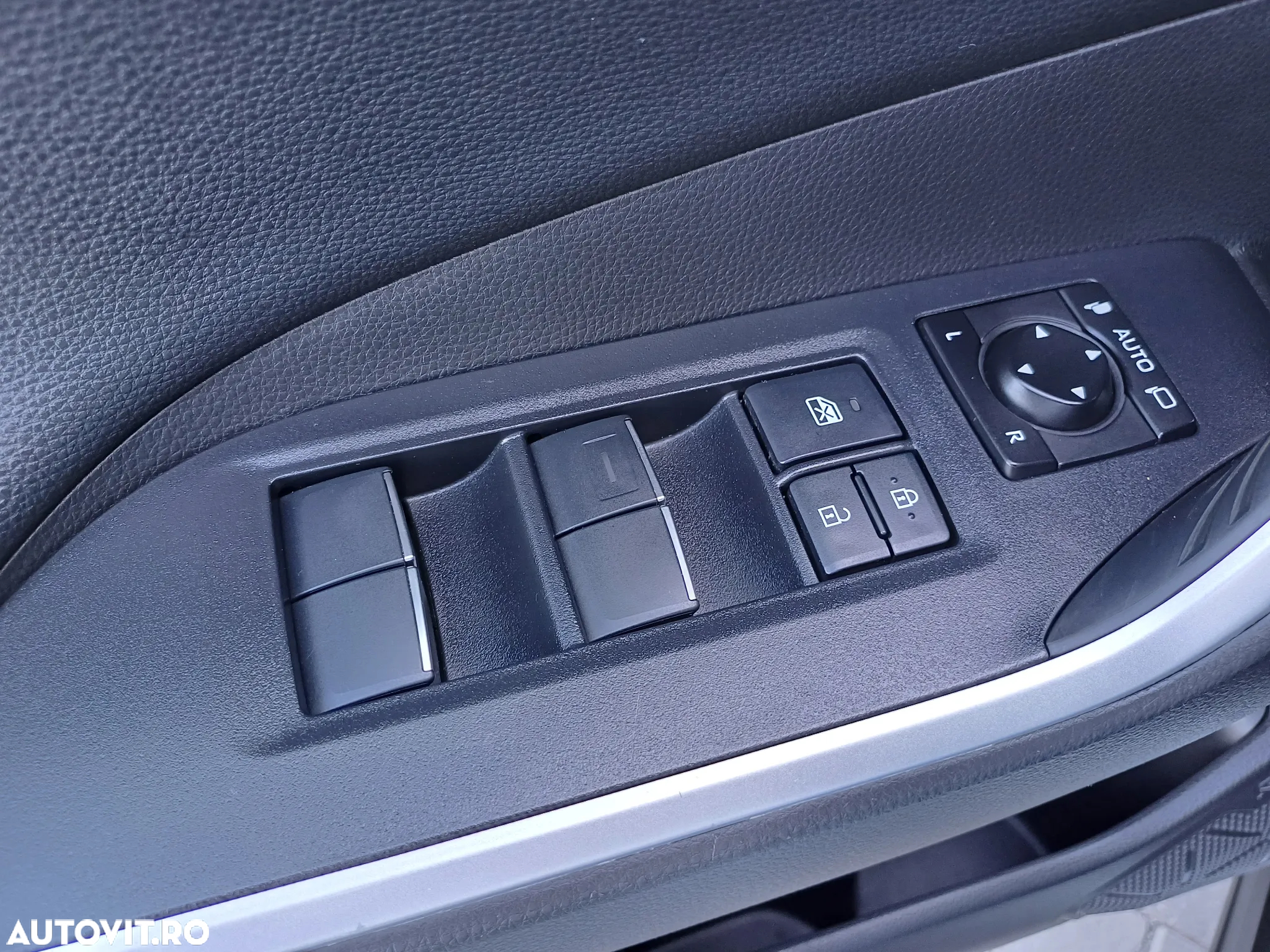 Toyota RAV4 2.5 Hybrid VVT-iE 4x2 Dynamic - 16