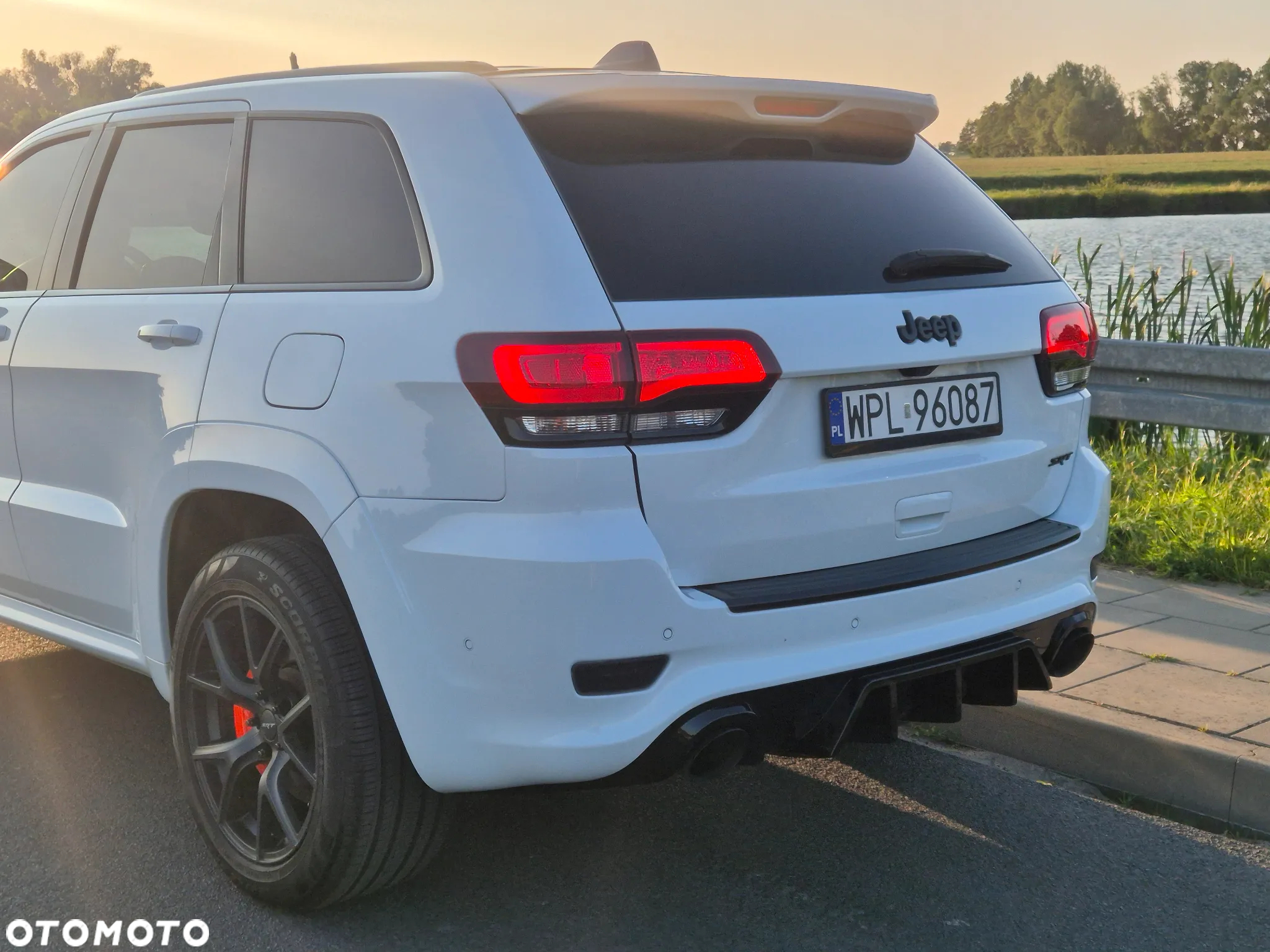 Jeep Grand Cherokee 6.4 V8 SRT8 - 15