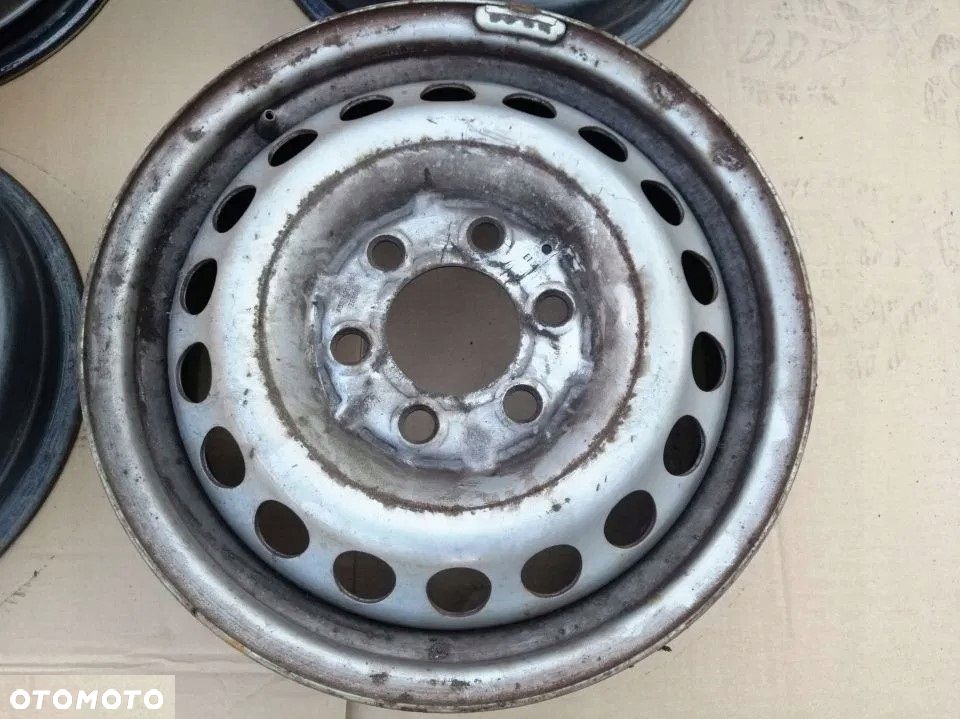 FELGA SPRINTER 906 CRAFTER 16" 5,5JX16H2 ET51 - 2
