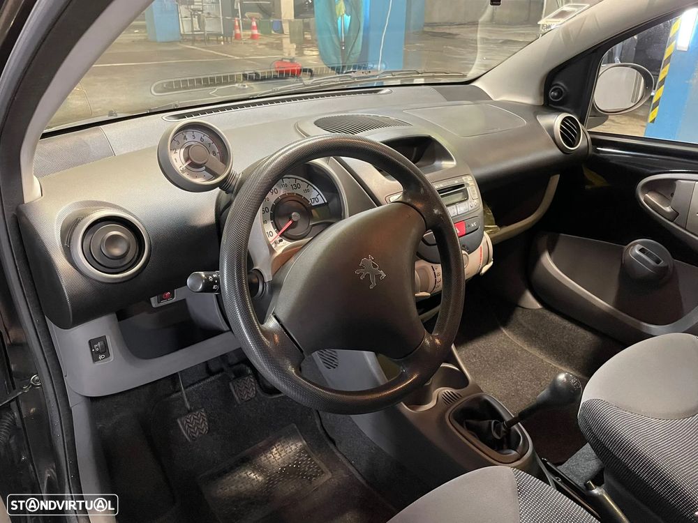 Peugeot 107 1.0 Trendy - 7